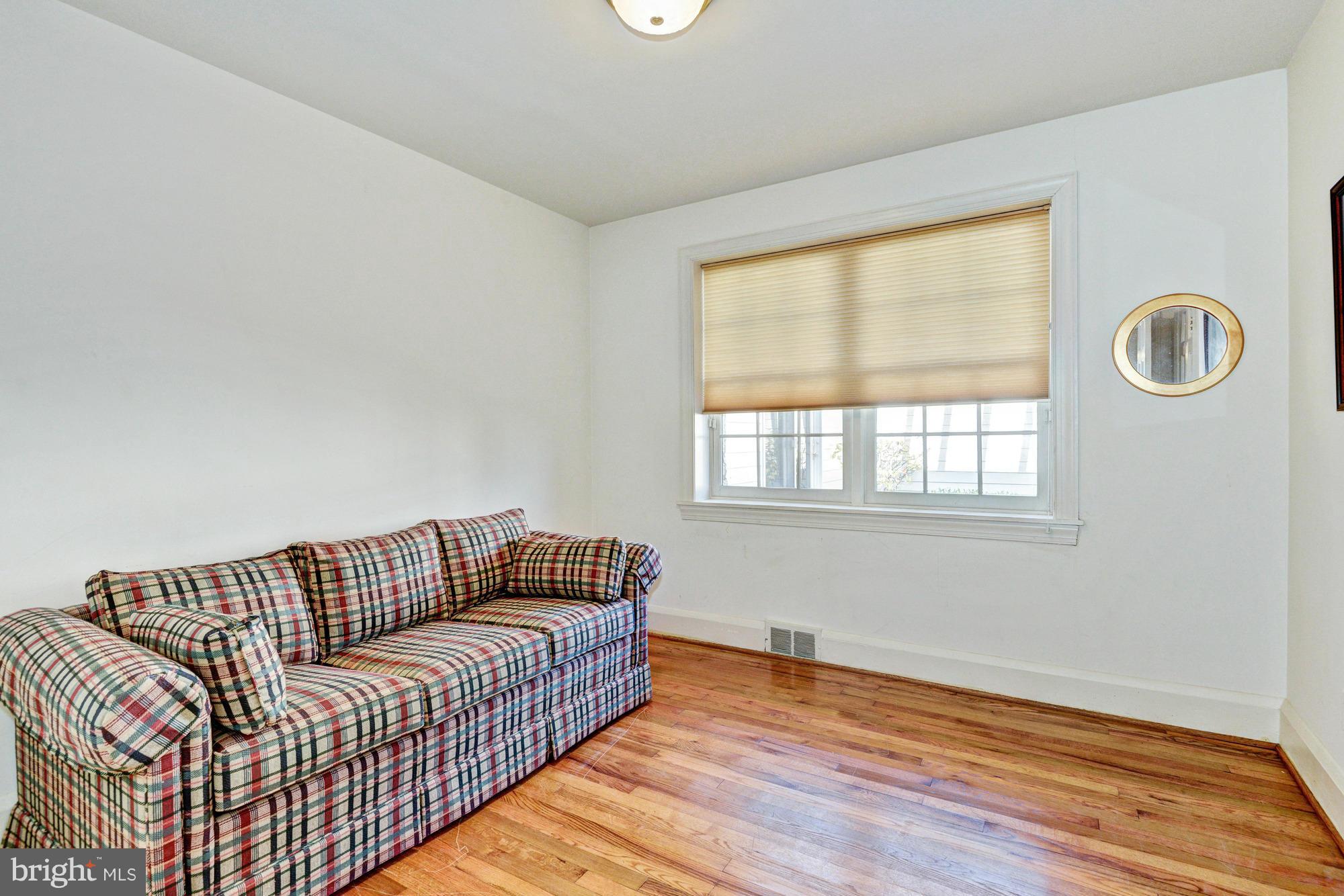 4232 Butler Road Glyndon, MD 21136 - Photo 21 of 29 Bedroom 3