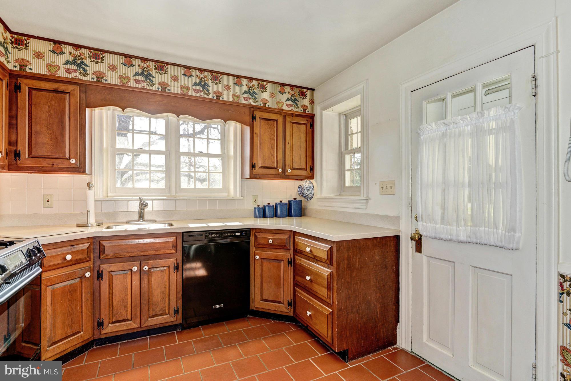 4232 Butler Road Glyndon, MD 21136 - Photo 4 of 29 Kitchen