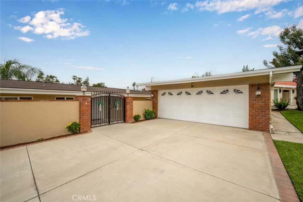 5531 Rockledge Drive Buena Park, CA 90621 - Photo 4 of 64