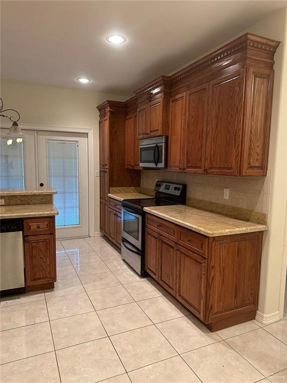 2302 Hitching Post Boulevard Harlingen, TX 78552 - Photo 9 of 27
