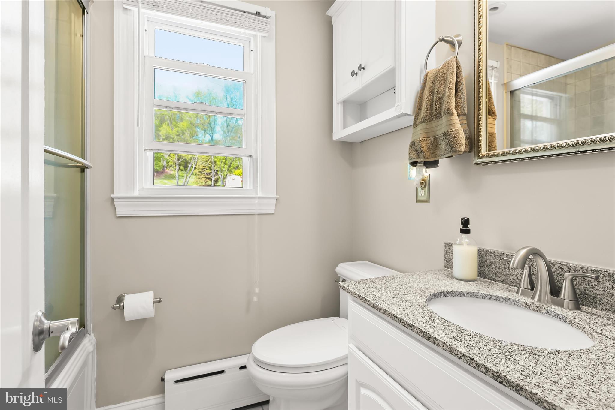 220 Everett Road Monkton, MD 21111 - Photo 19 of 36 Upper Level Full Bath