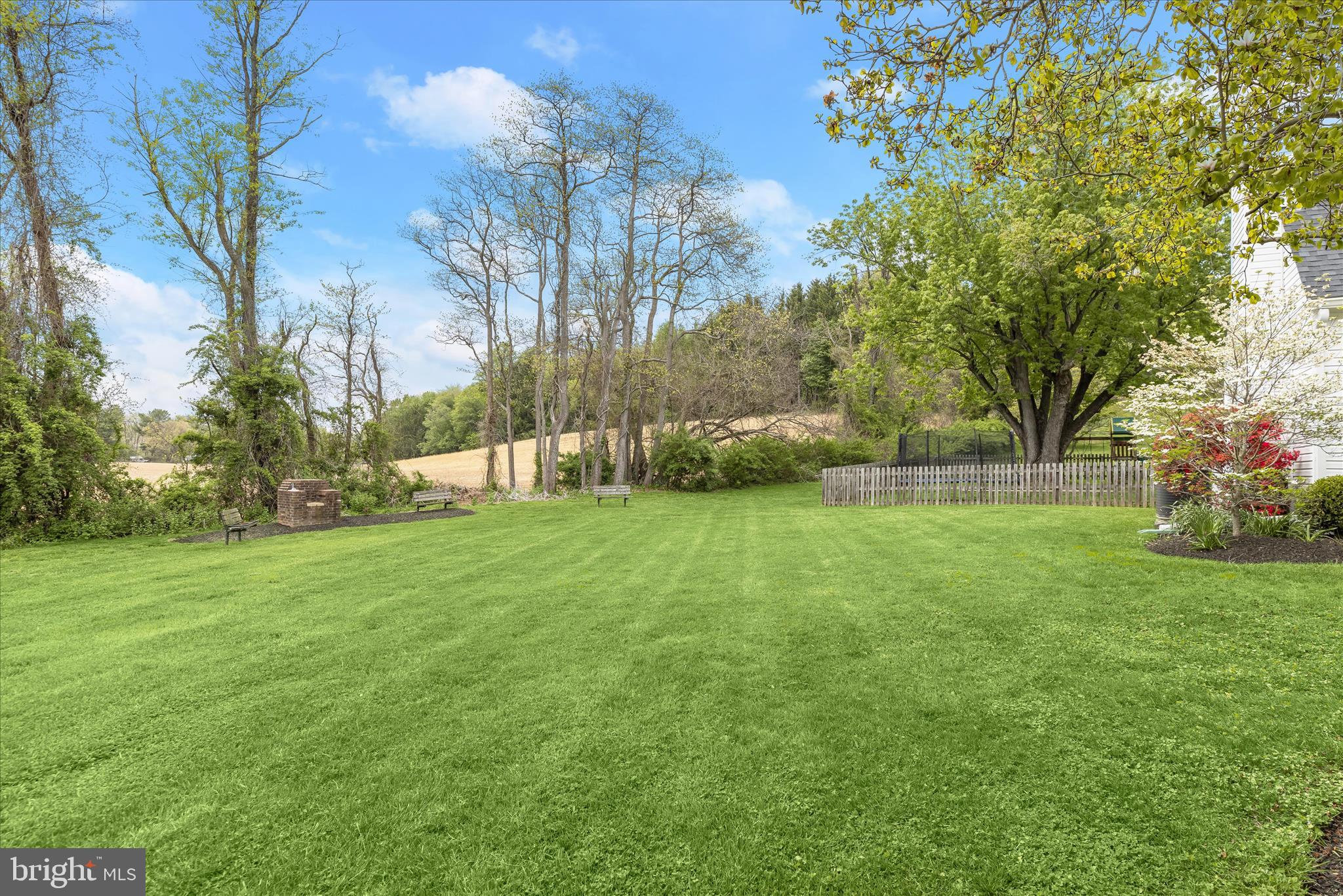 220 Everett Road Monkton, MD 21111 - Photo 32 of 36 Side Grounds