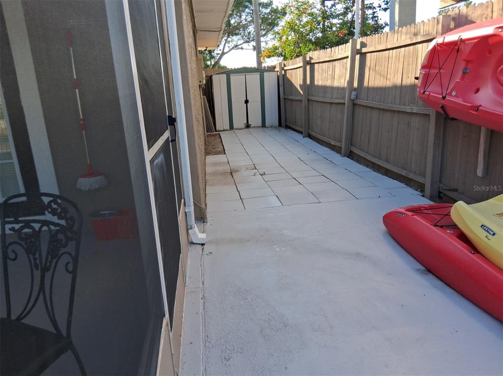 14982 Edgewater Circle Hudson, FL 34667 - Photo 20 of 22 a view of a corridor