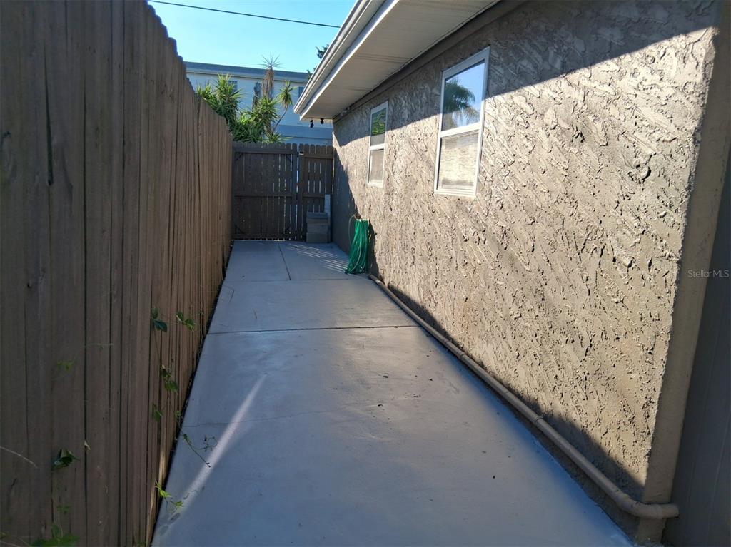 14982 Edgewater Circle Hudson, FL 34667 - Photo 22 of 22 a view of backyard with green space