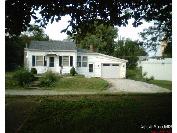 321 East Myrtle Street Virginia, IL 62691 - Photo 1 of 9 Gallery Image 1