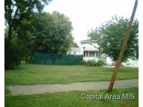 321 East Myrtle Street Virginia, IL 62691 - Photo 4 of 9 Gallery Image 4