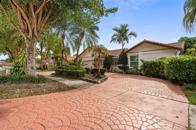 $850,000 | 13220 Southwest 5th Street, Miami, FL 33184