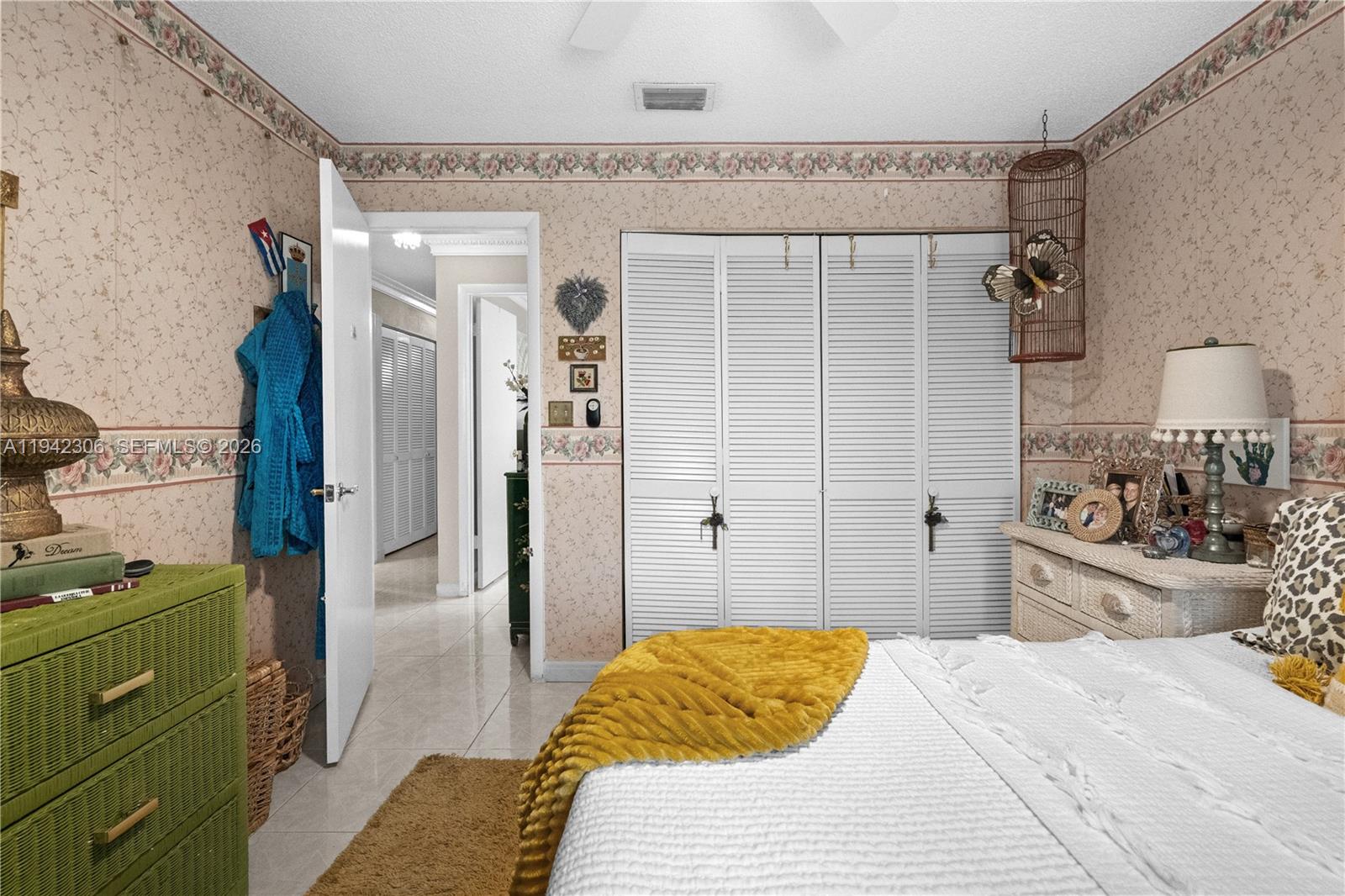 13220 Southwest 5th Street Miami, FL 33184 - Photo 23 of 40