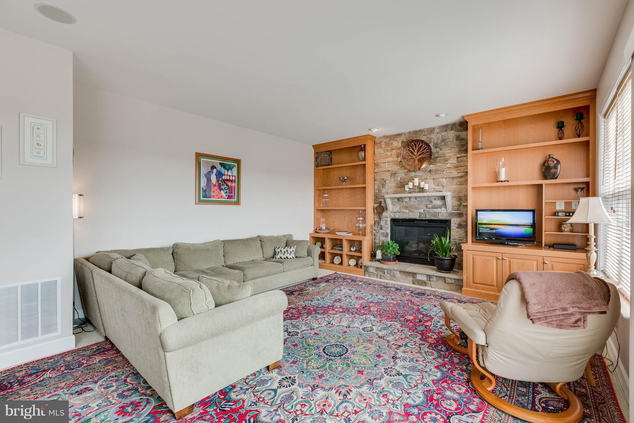 11020 Country Club Road New Market, MD 21774 - Photo 11 of 30 Family Room Thick carpeting and cozy fireplace