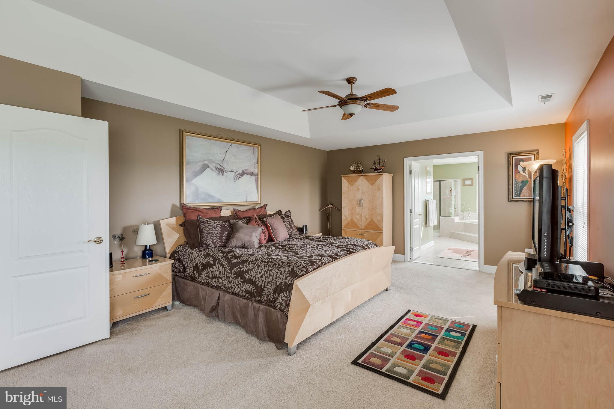 11020 Country Club Road New Market, MD 21774 - Photo 16 of 30 Large master suite with sitting area