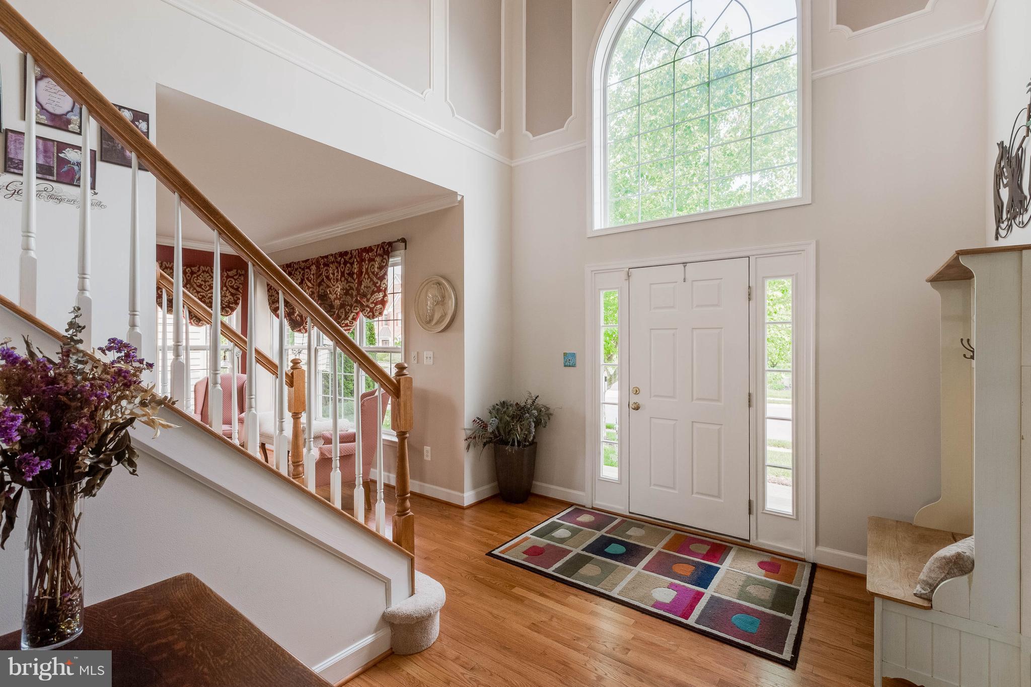 11020 Country Club Road New Market, MD 21774 - Photo 4 of 30 Welcoming 2 level Foyer