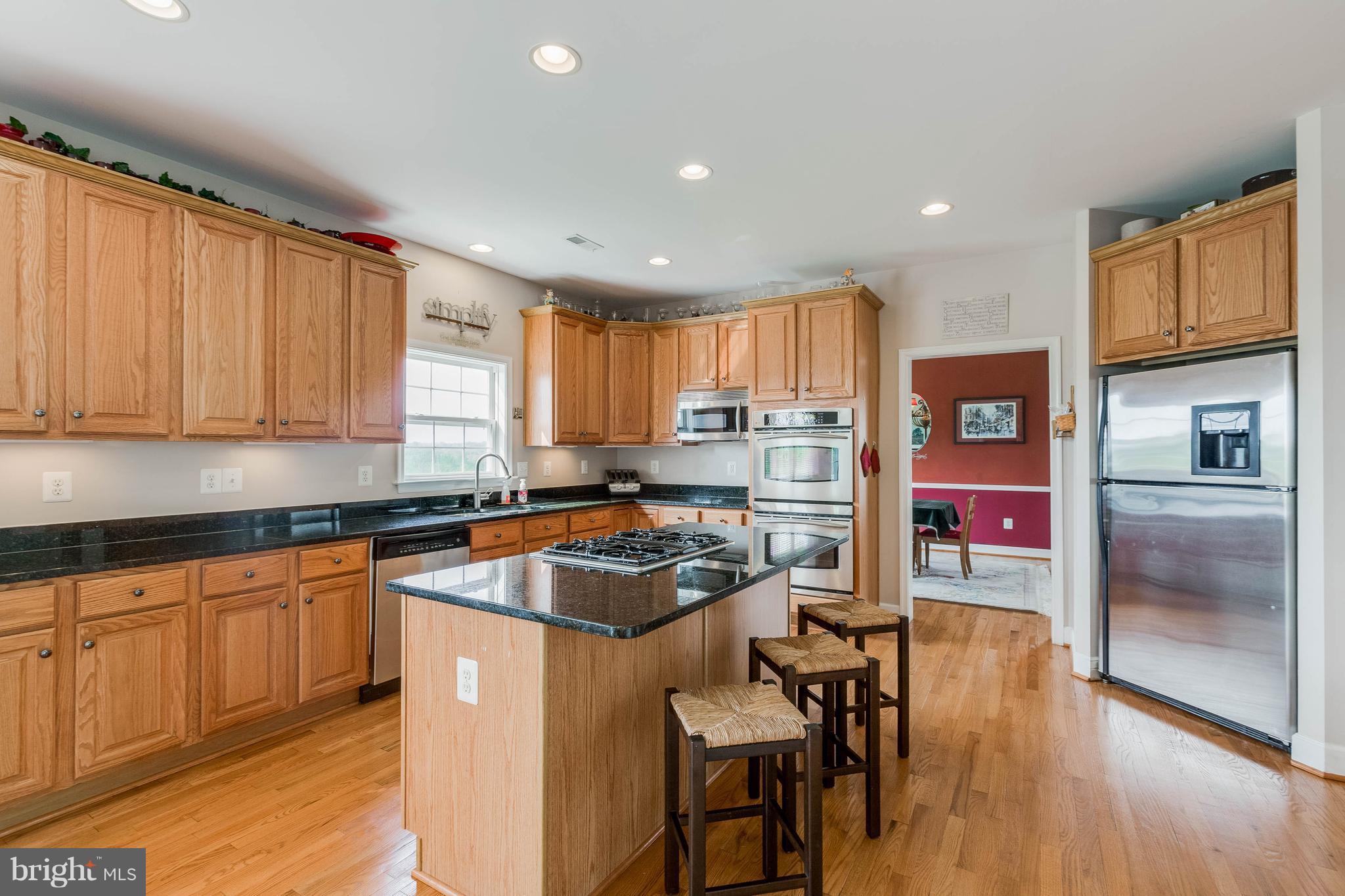 11020 Country Club Road New Market, MD 21774 - Photo 8 of 30 Gleaming hardwoods throughout 1st floor