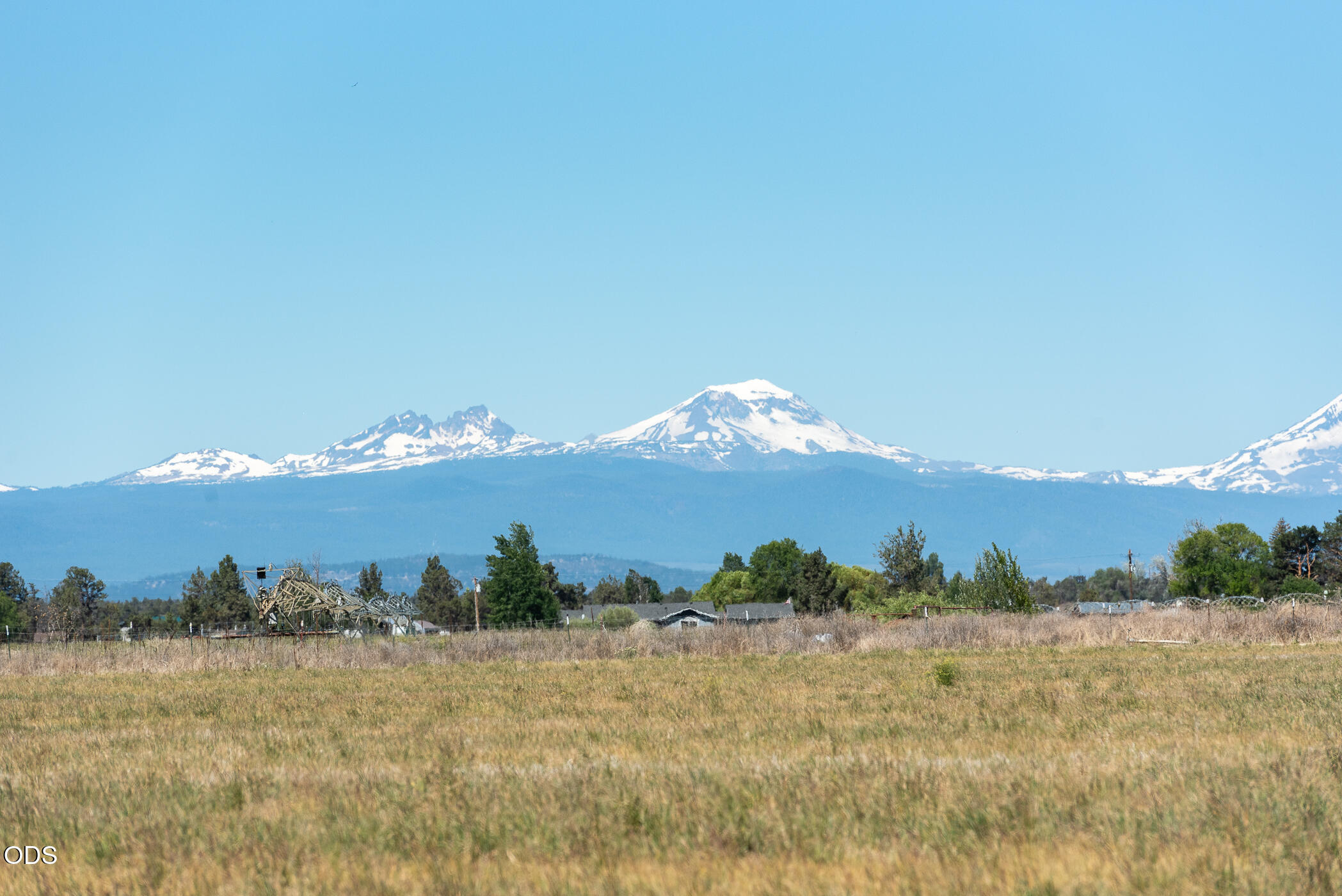 26275 Willard Road Bend, OR 97701 - Photo 9 of 85