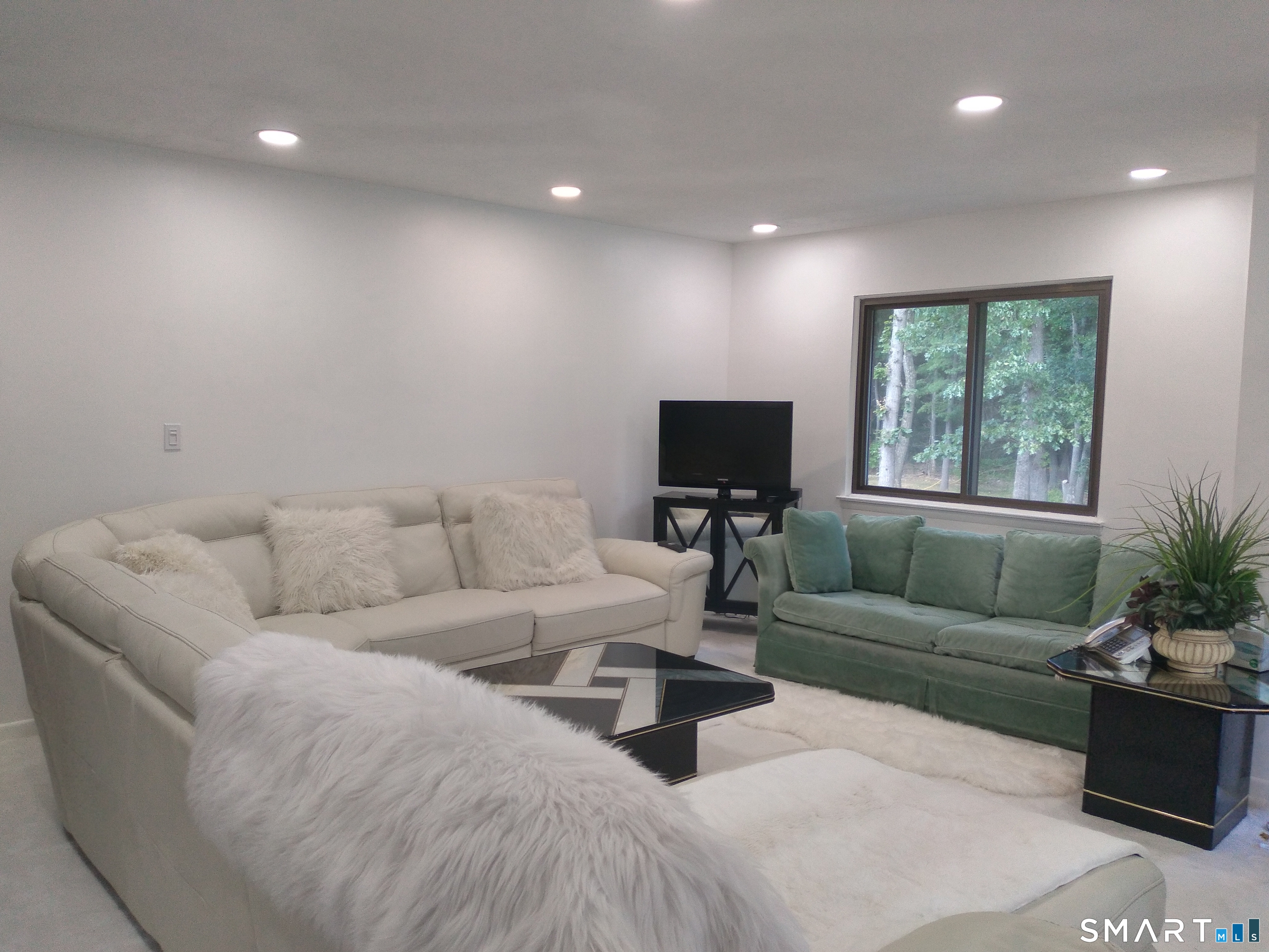 943 High Path Road, Unit 943 Windsor, CT 06095 - Photo 2 of 7