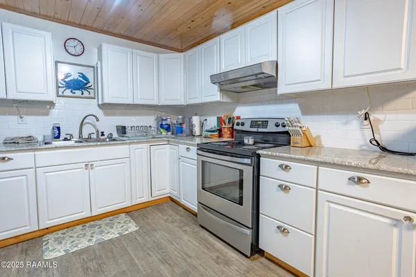 $290,000 | 3198 Highway 319, Cypremort Point, LA 70538