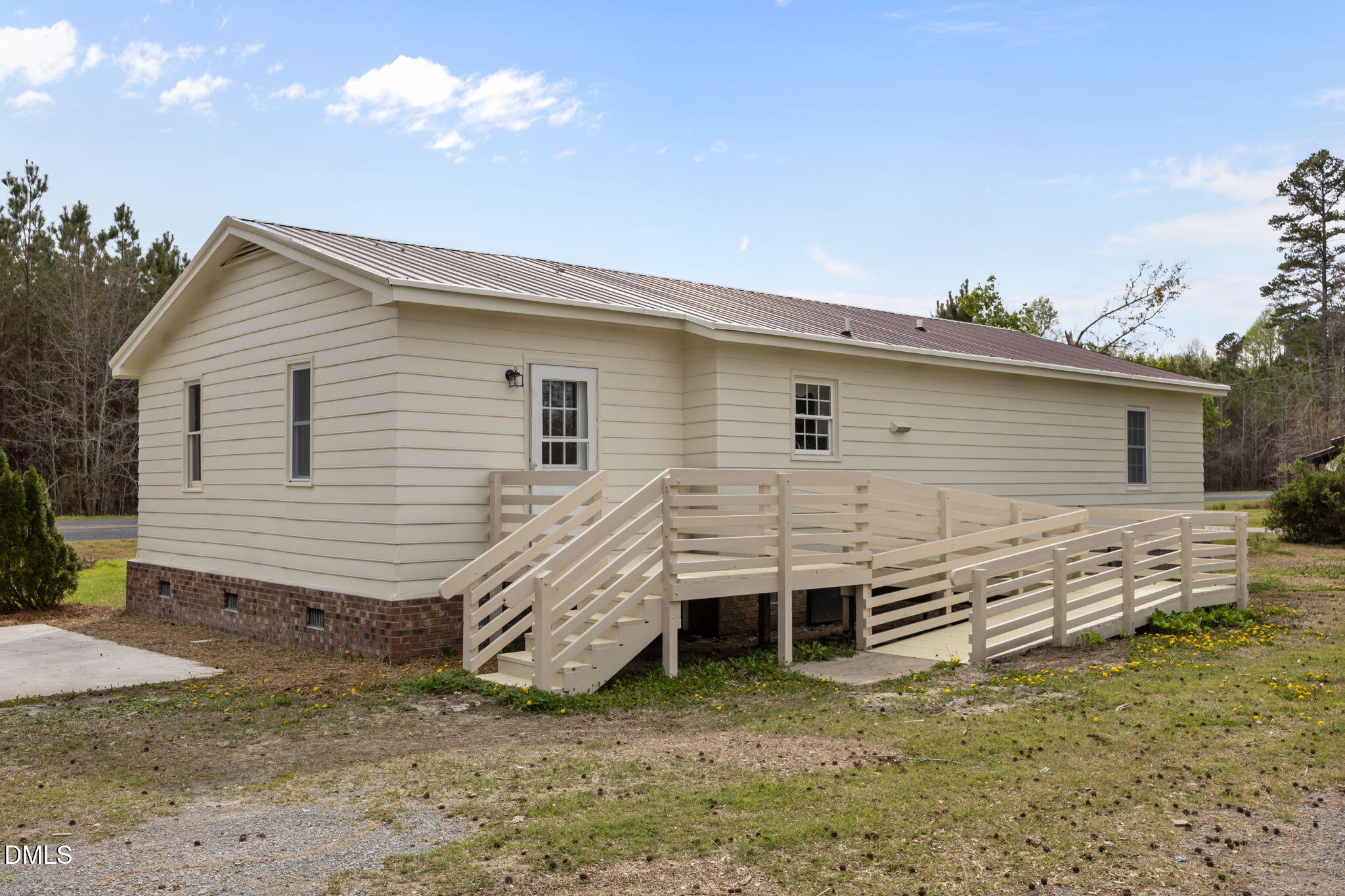 3285 Free Union Church Road Pinetown, NC 27865 - Photo 32 of 41 a view of a house with a backyard