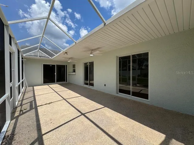 a view of an entrance of the house