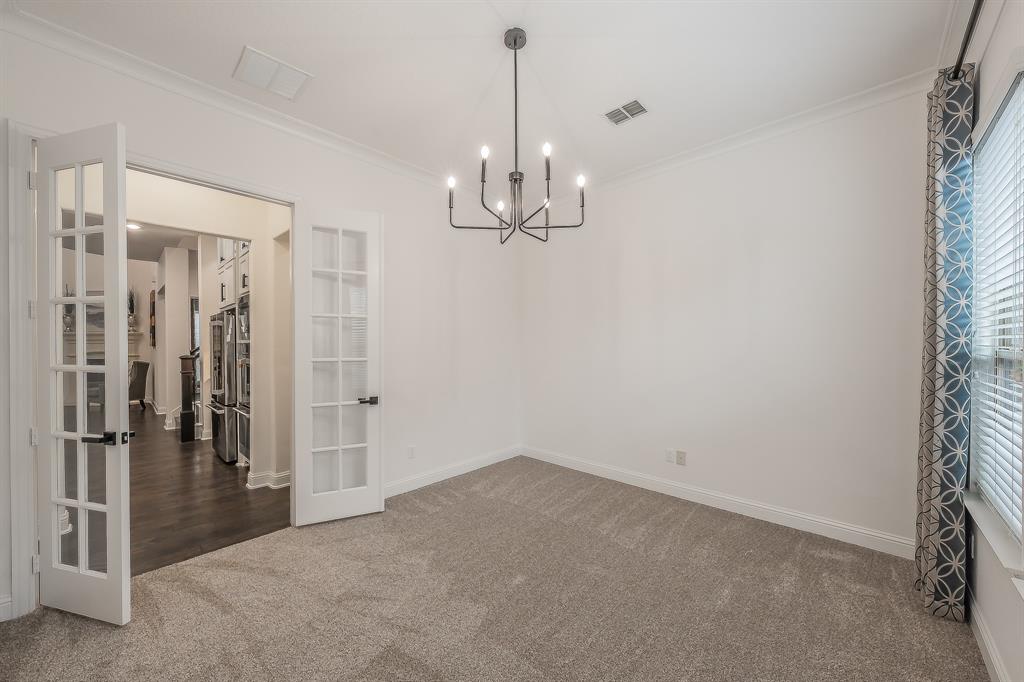 4688 Man O'War Road Carrollton, TX 75010 - Photo 17 of 40