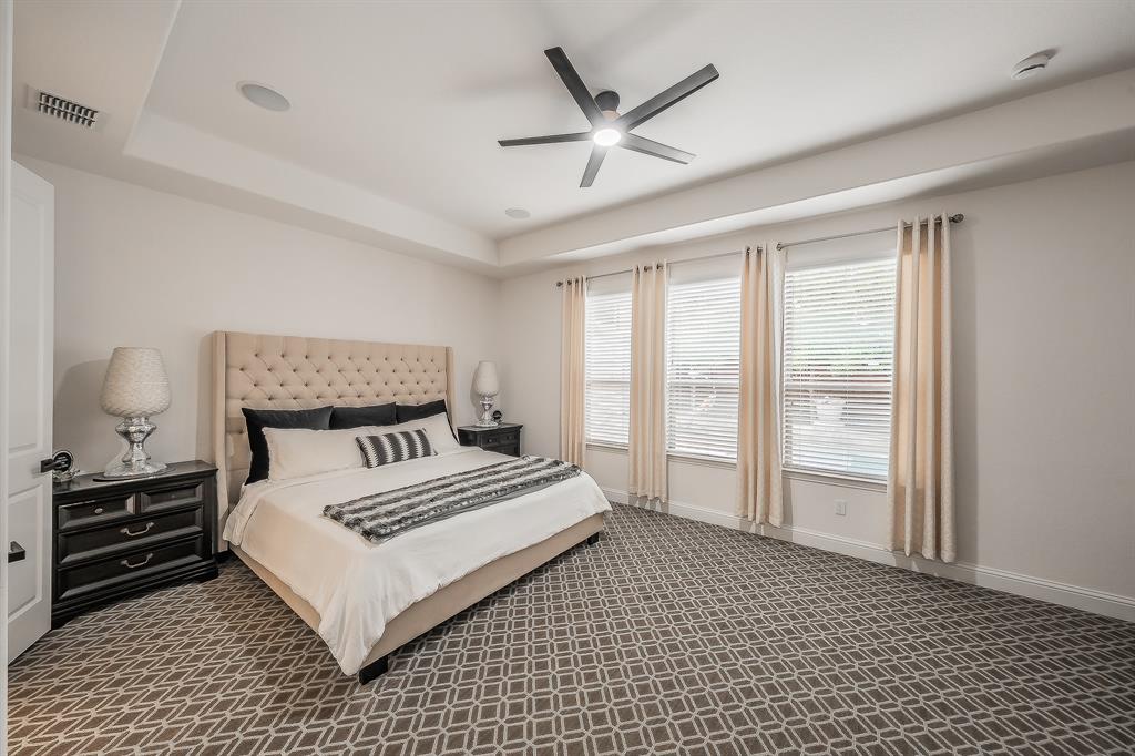 4688 Man O'War Road Carrollton, TX 75010 - Photo 18 of 40