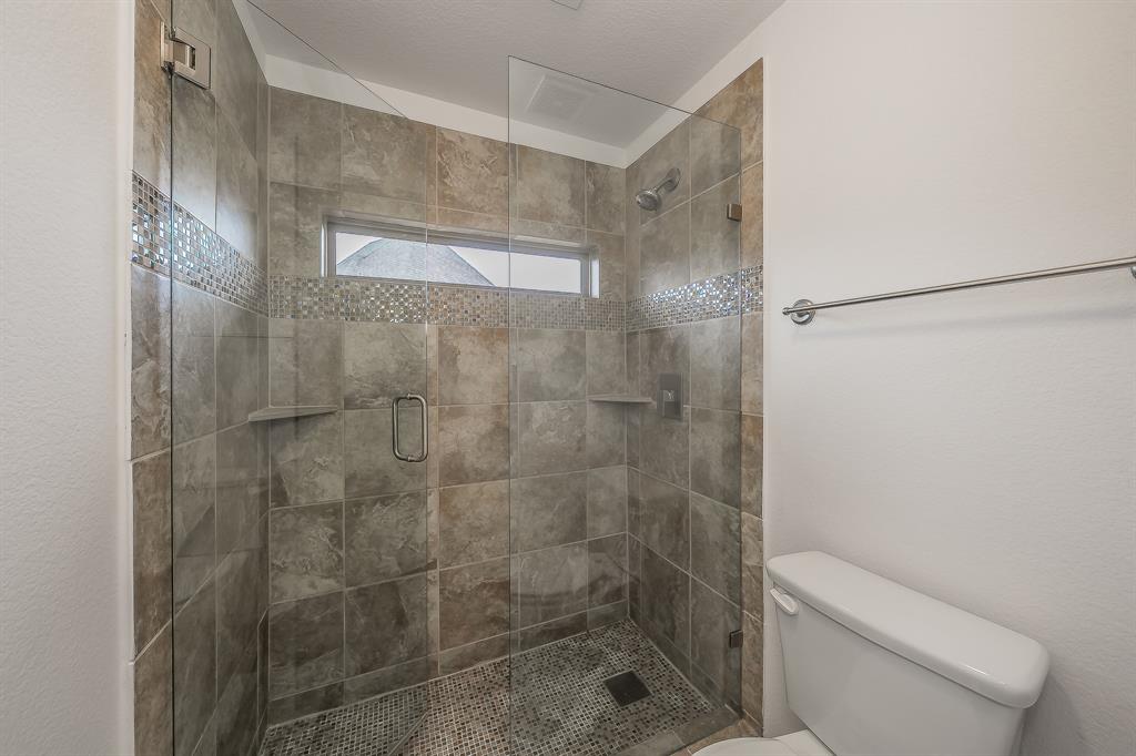 4688 Man O'War Road Carrollton, TX 75010 - Photo 28 of 40