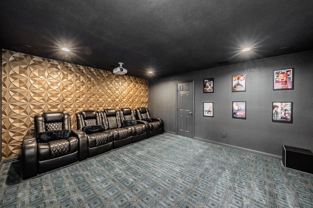 4688 Man O'War Road Carrollton, TX 75010 - Photo 30 of 40