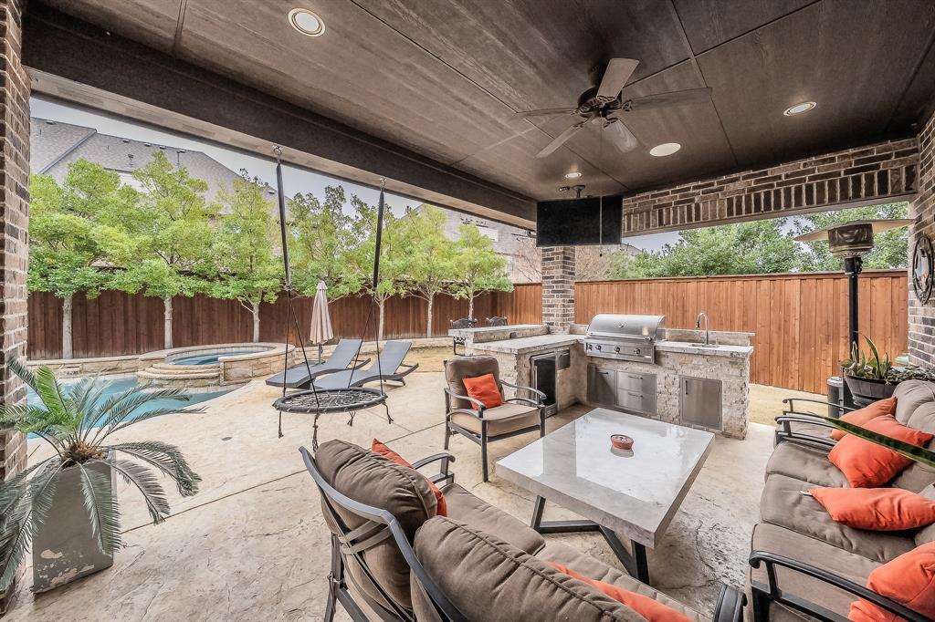 4688 Man O'War Road Carrollton, TX 75010 - Photo 32 of 40