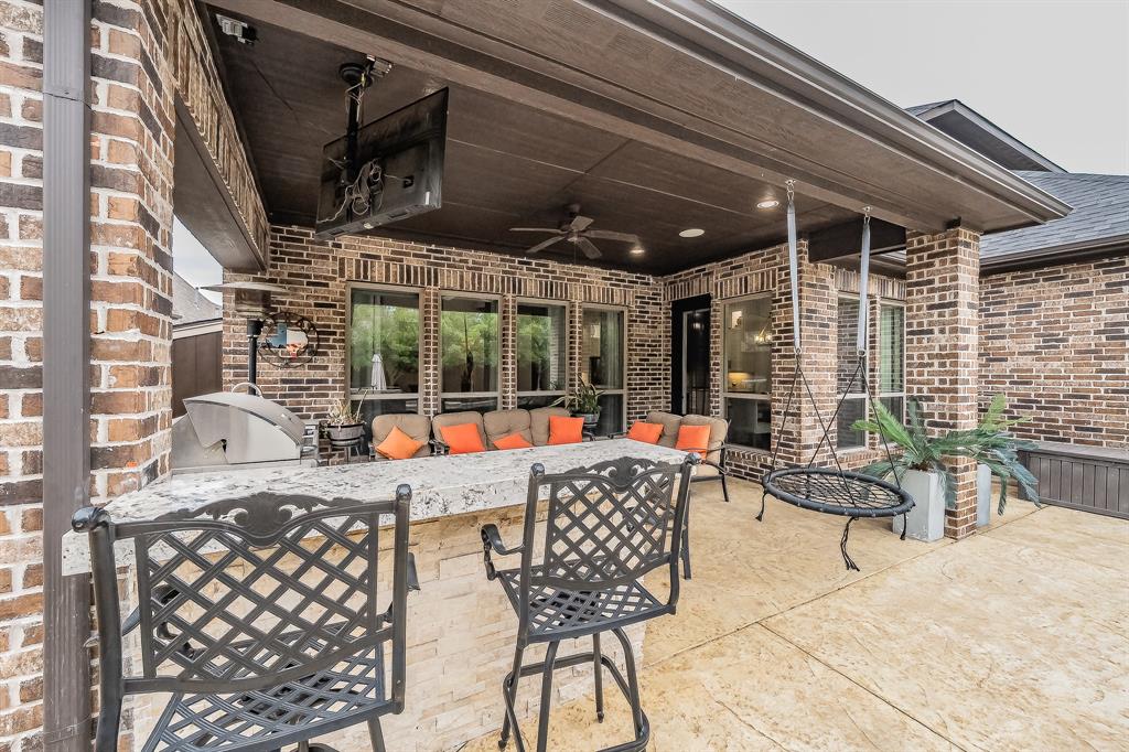 4688 Man O'War Road Carrollton, TX 75010 - Photo 33 of 40