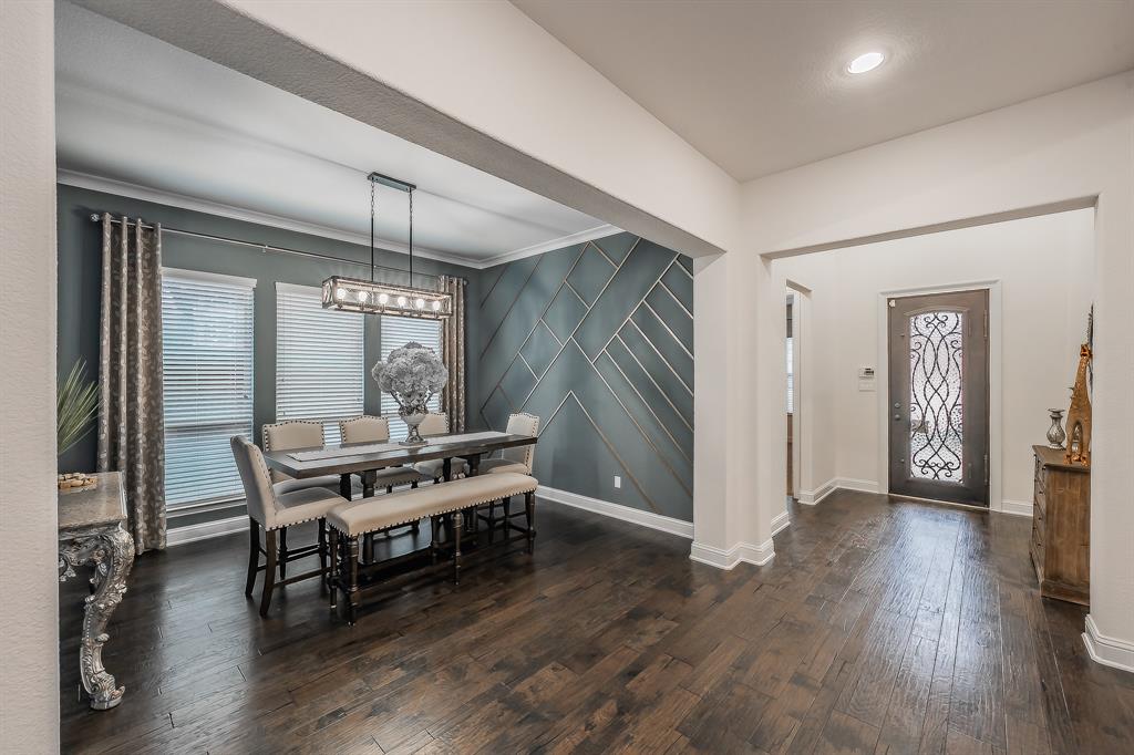 4688 Man O'War Road Carrollton, TX 75010 - Photo 4 of 40