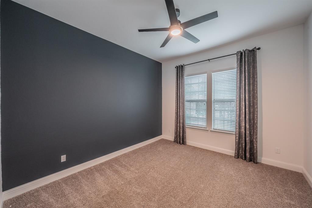 4688 Man O'War Road Carrollton, TX 75010 - Photo 6 of 40