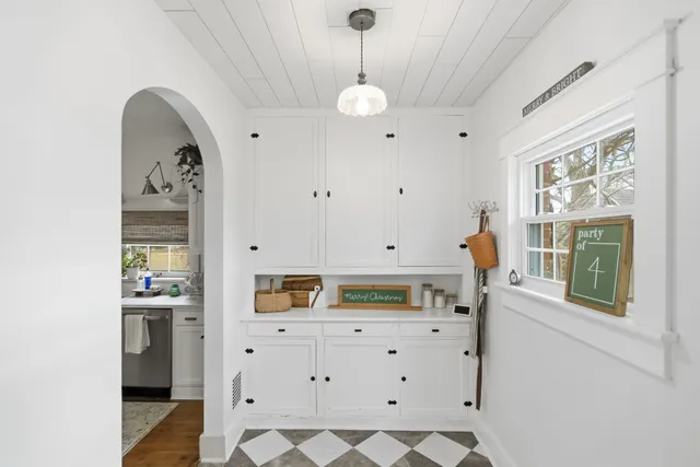 $369,900 | 913 Ovoca Road, Tullahoma, TN 37388