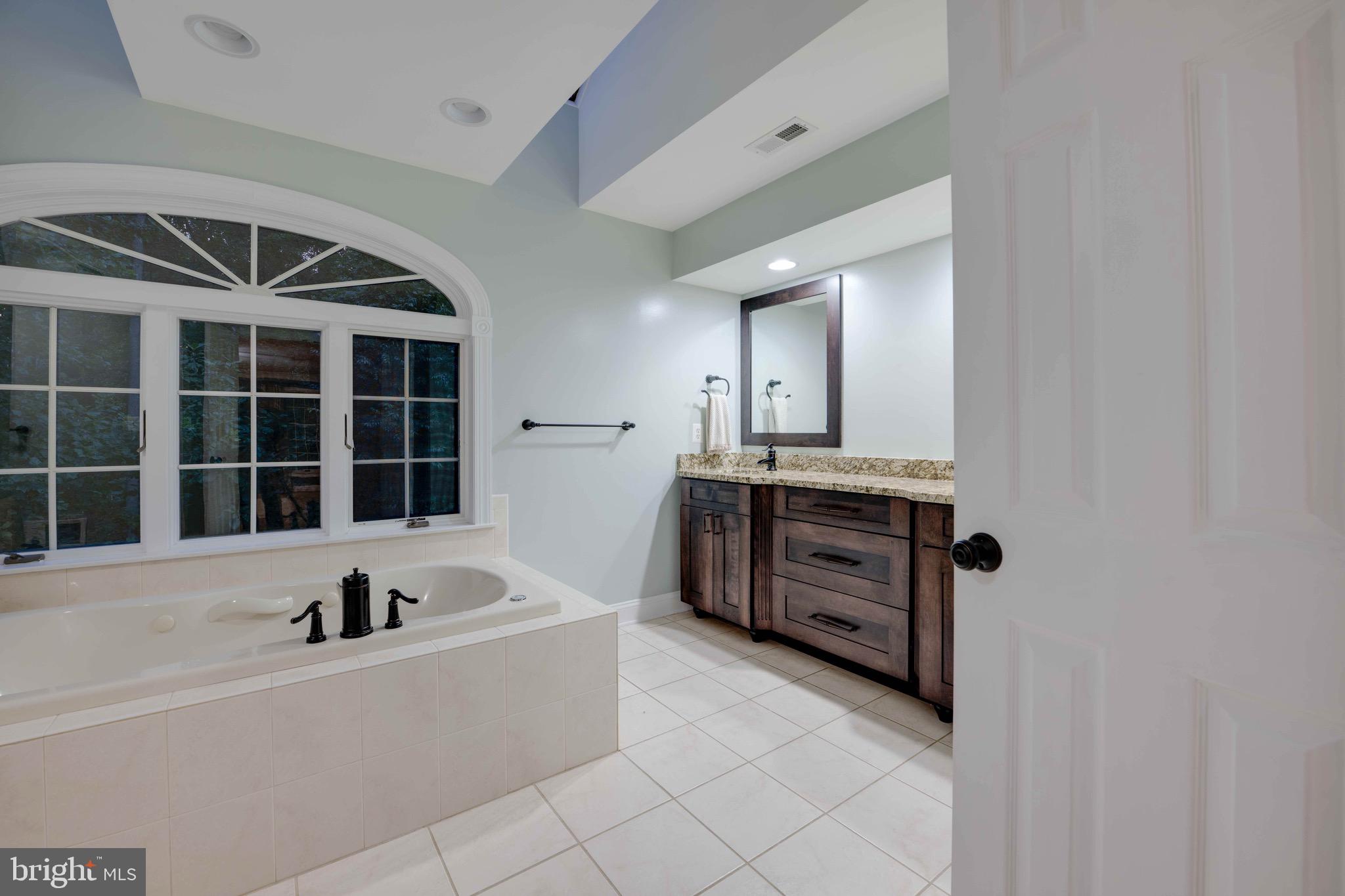 14420 Katie Road Phoenix, MD 21131 - Photo 31 of 41