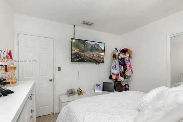 $640,000 | 2655 Northwest 115th Street, Miami, FL 33167