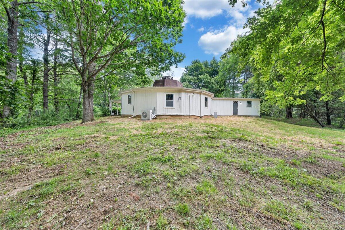1902 Webbs Mill Road North Floyd, VA 24091 - Photo 5 of 30 a view of a house with a yard