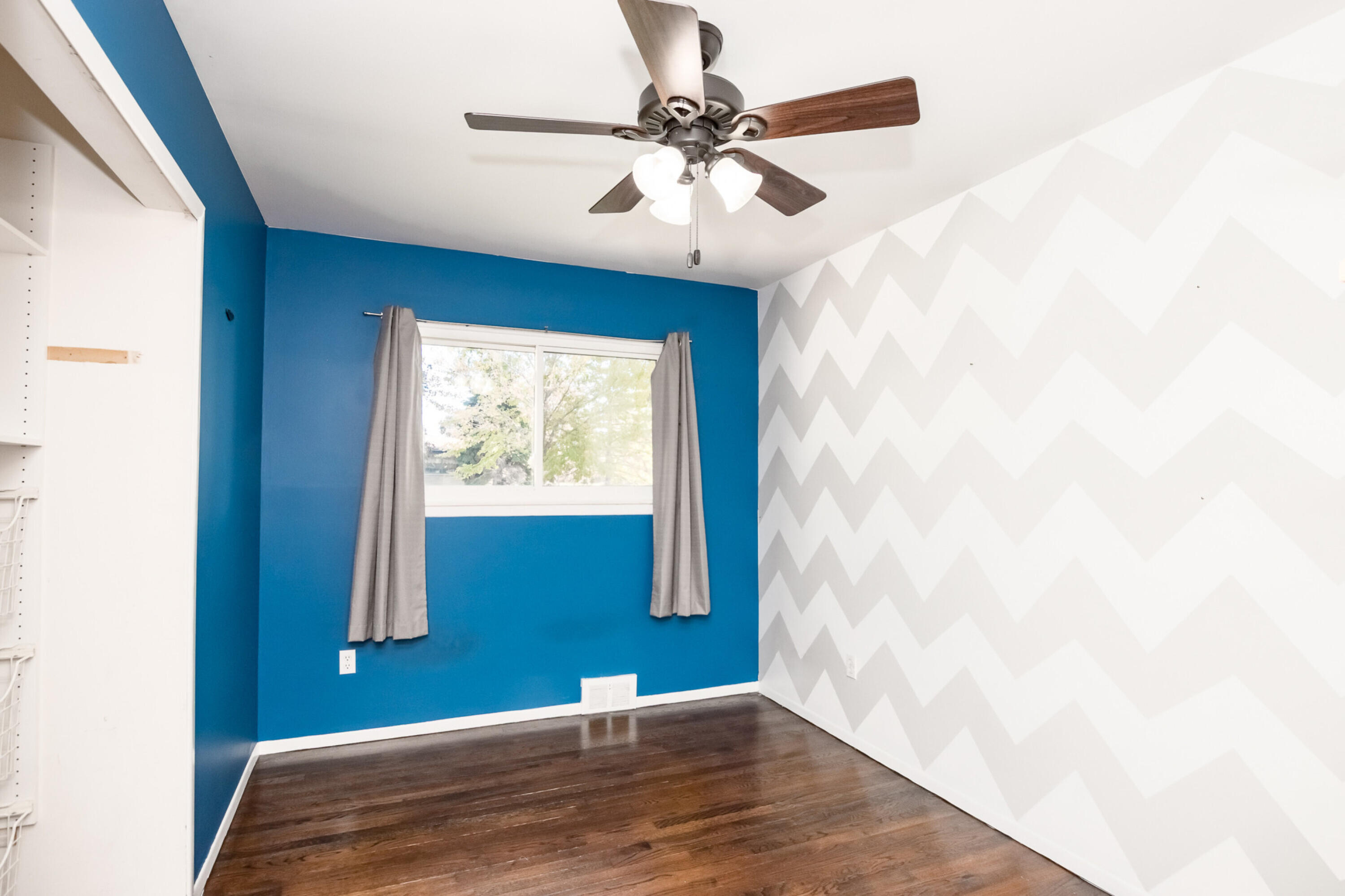 2021 Castleton Drive Troy, MI 48083 - Photo 27 of 41 new_20251010_19julia_
