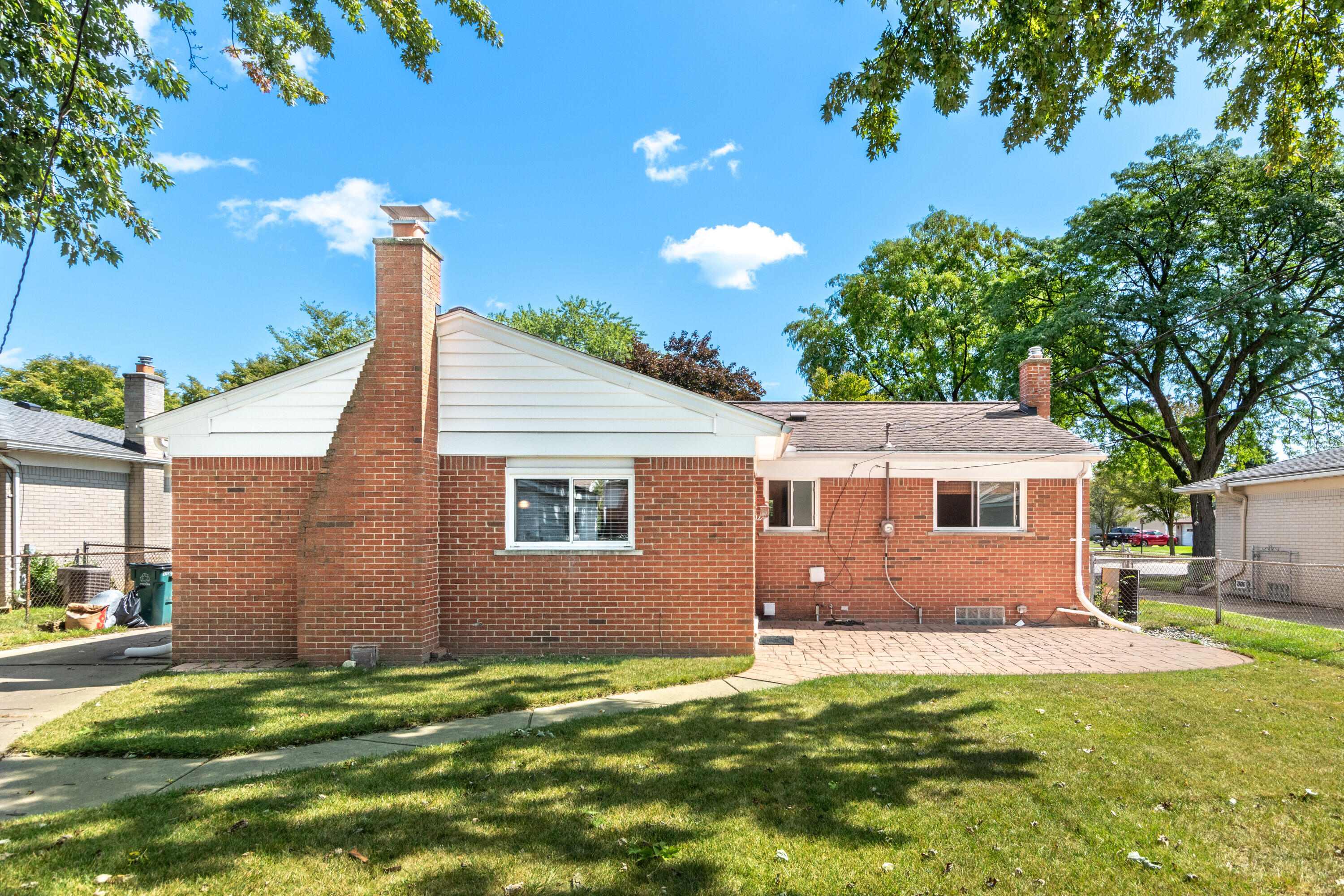 2021 Castleton Drive Troy, MI 48083 - Photo 35 of 41 006_11