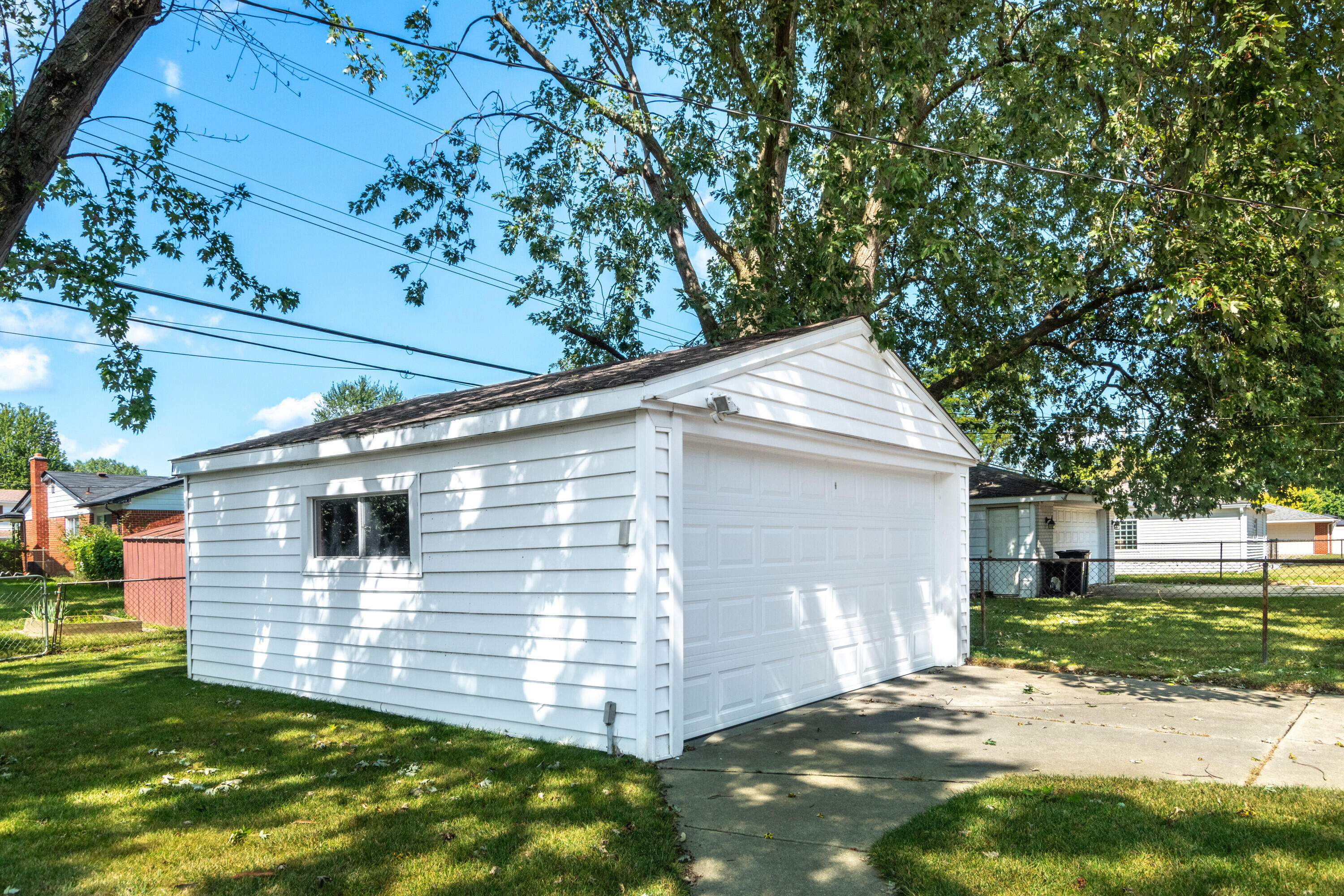 2021 Castleton Drive Troy, MI 48083 - Photo 39 of 41 009_8