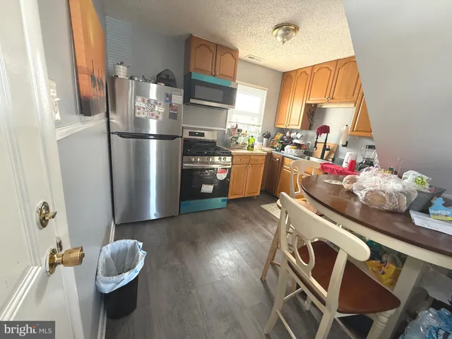 $399,999 | 115 Martin Drive, Manassas Park, VA 20111