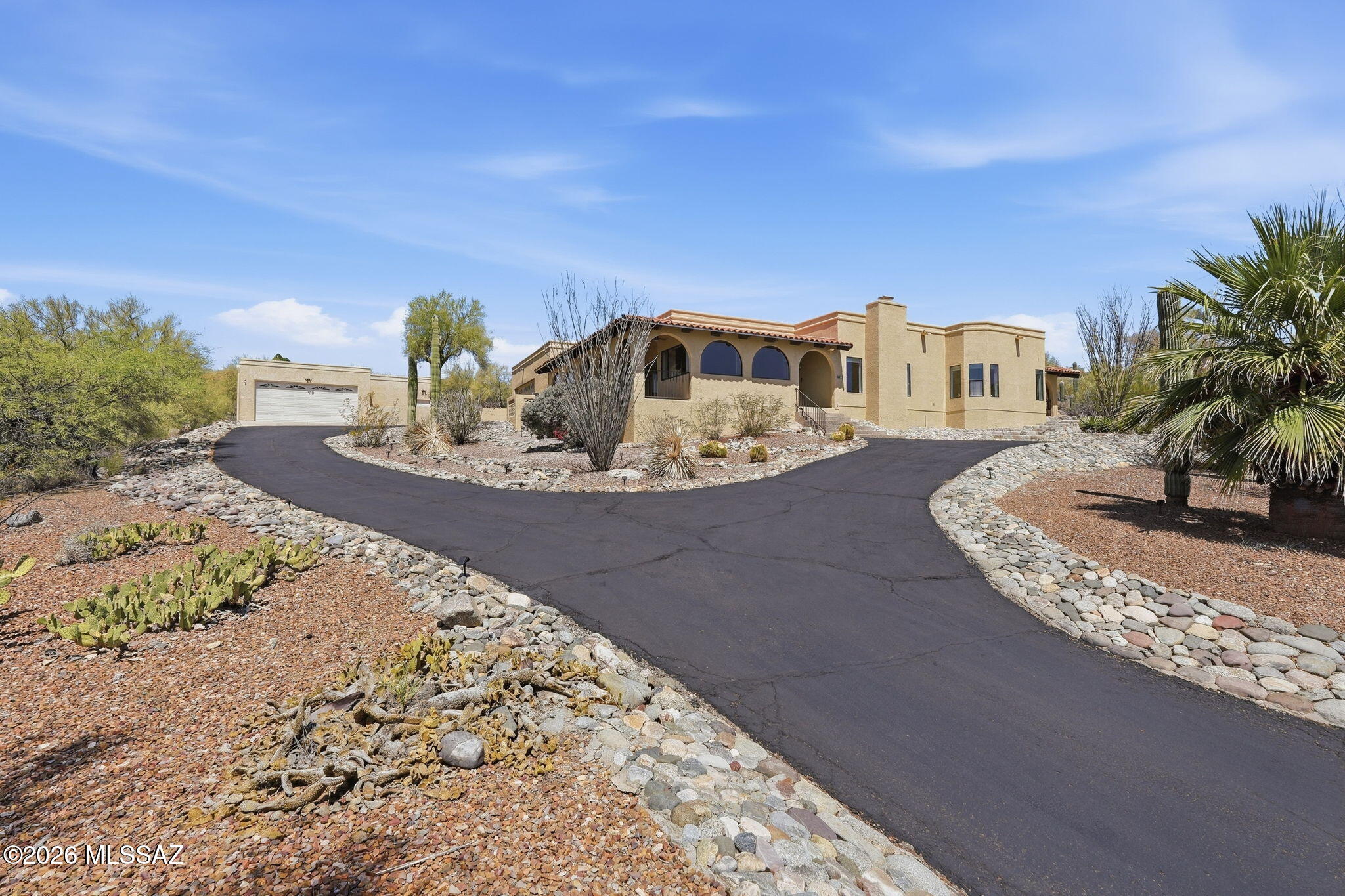 4931 North Pontatoc Road Tucson, AZ 85718 - Photo 3 of 40