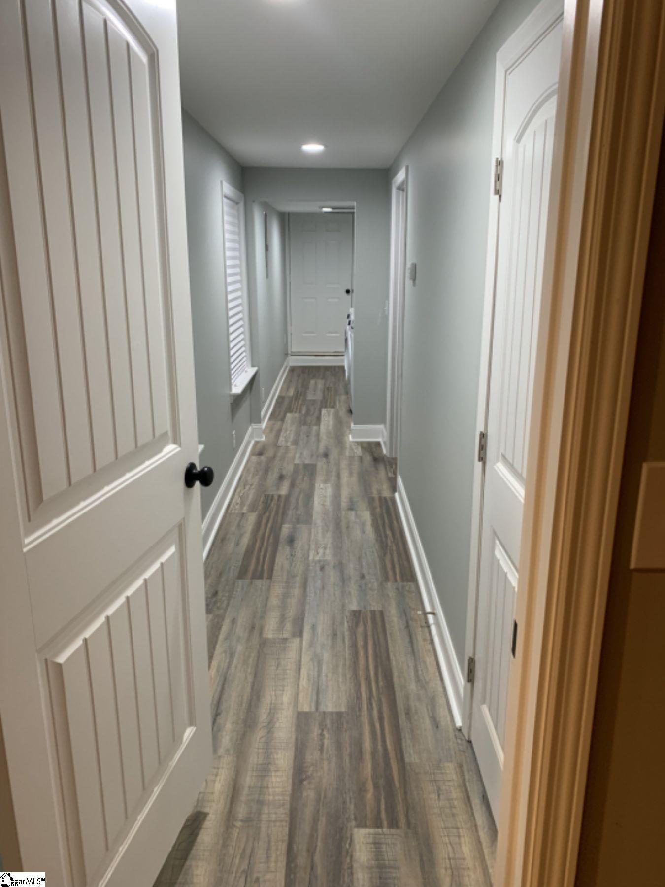 401 Ikes Road Taylors, SC 29687 - Photo 17 of 24 Gallery Image 17