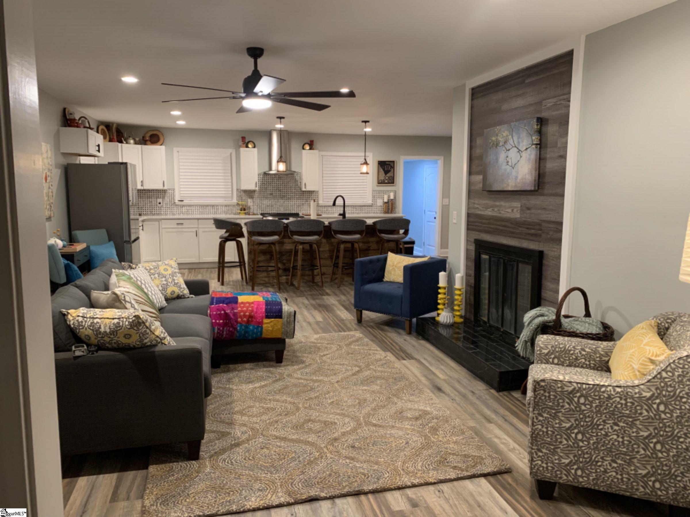 401 Ikes Road Taylors, SC 29687 - Photo 9 of 24 Gallery Image 9