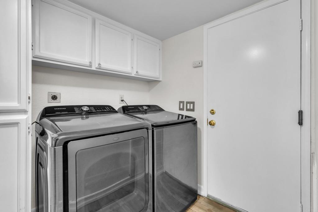 1068 Fairhill Terrace Spring Valley, CA 91977 - Photo 11 of 54