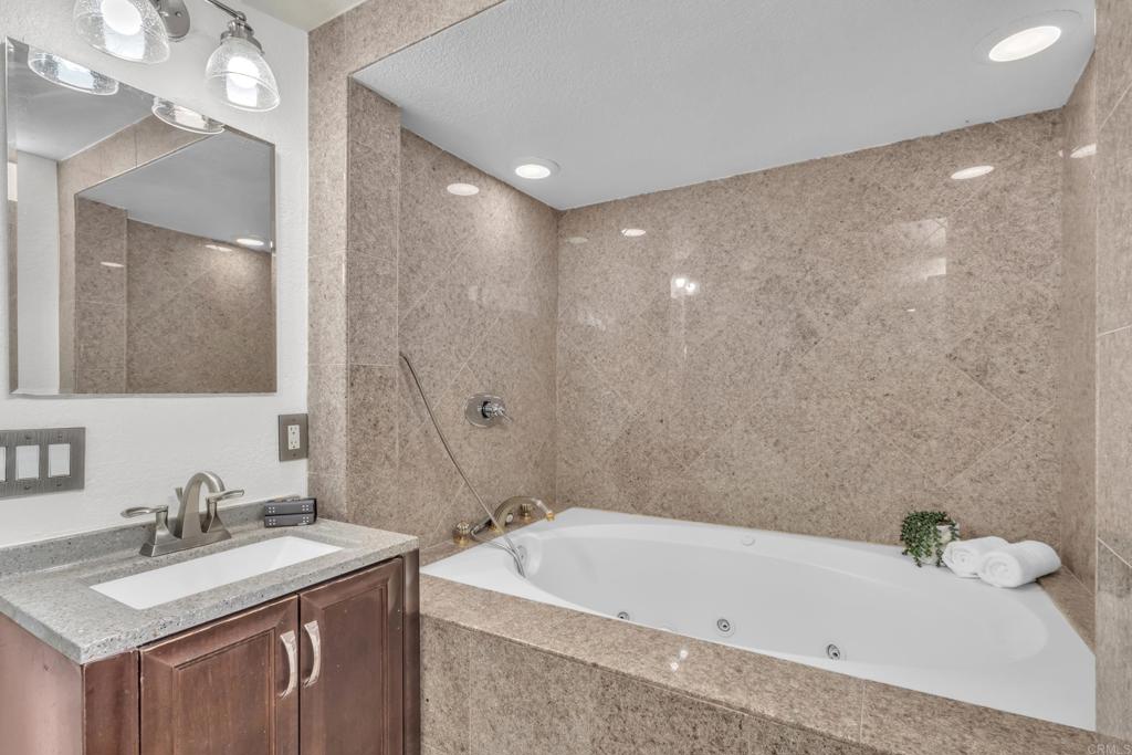 1068 Fairhill Terrace Spring Valley, CA 91977 - Photo 12 of 54