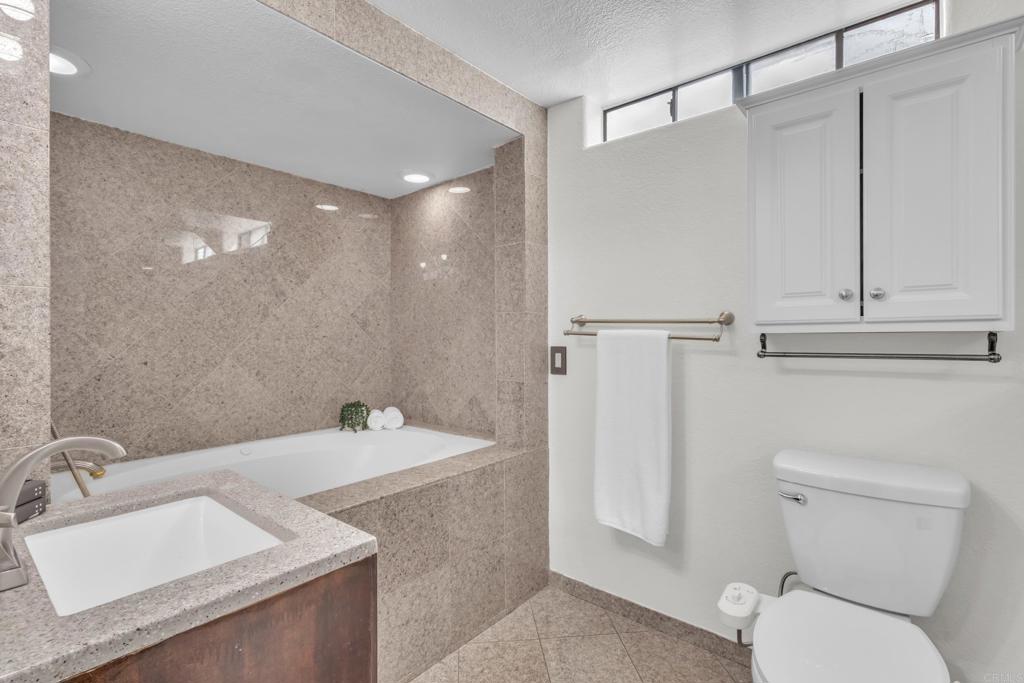 1068 Fairhill Terrace Spring Valley, CA 91977 - Photo 14 of 54