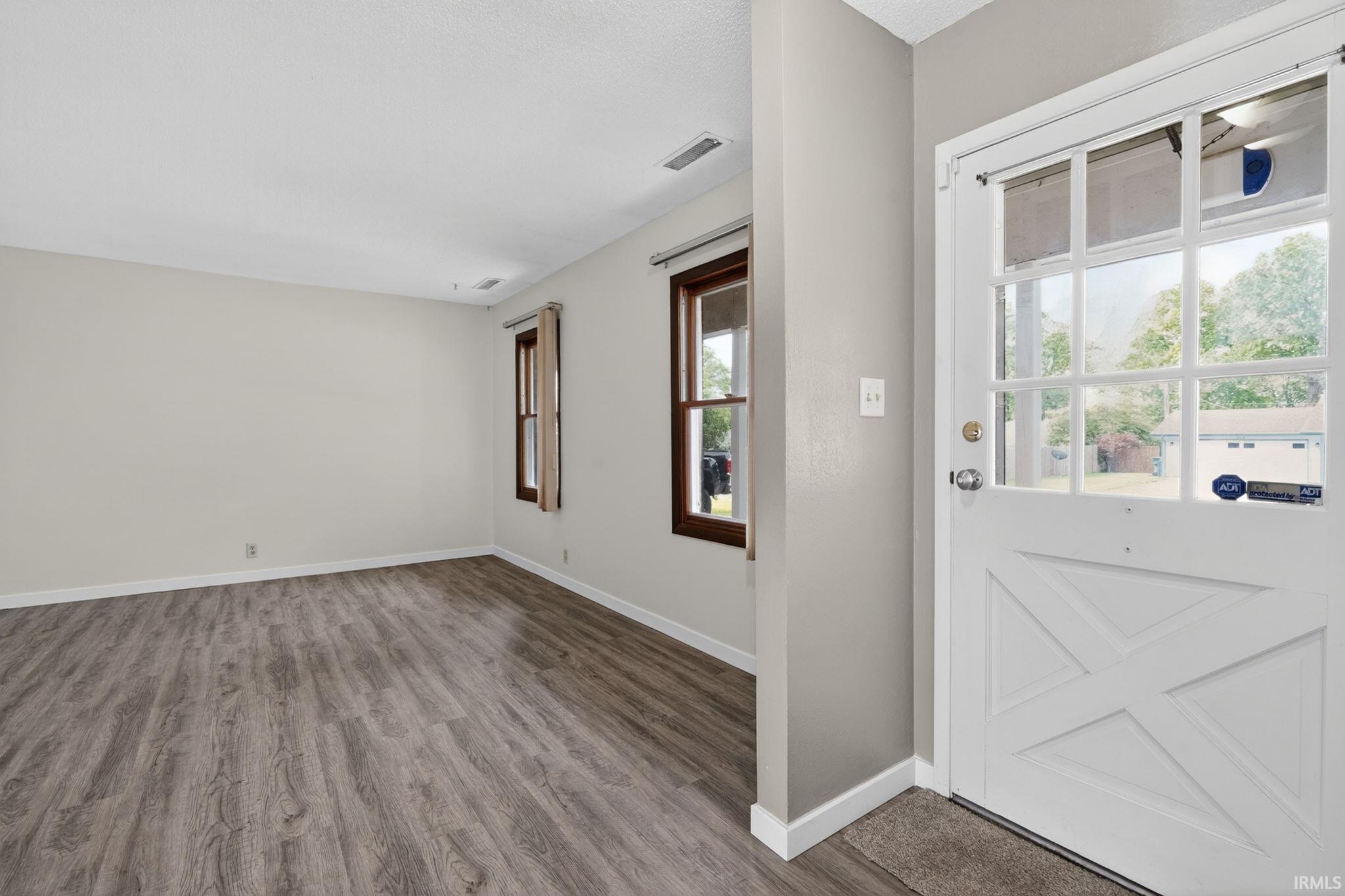 204 West Horizon Road Muncie, IN 47303 - Photo 7 of 36
