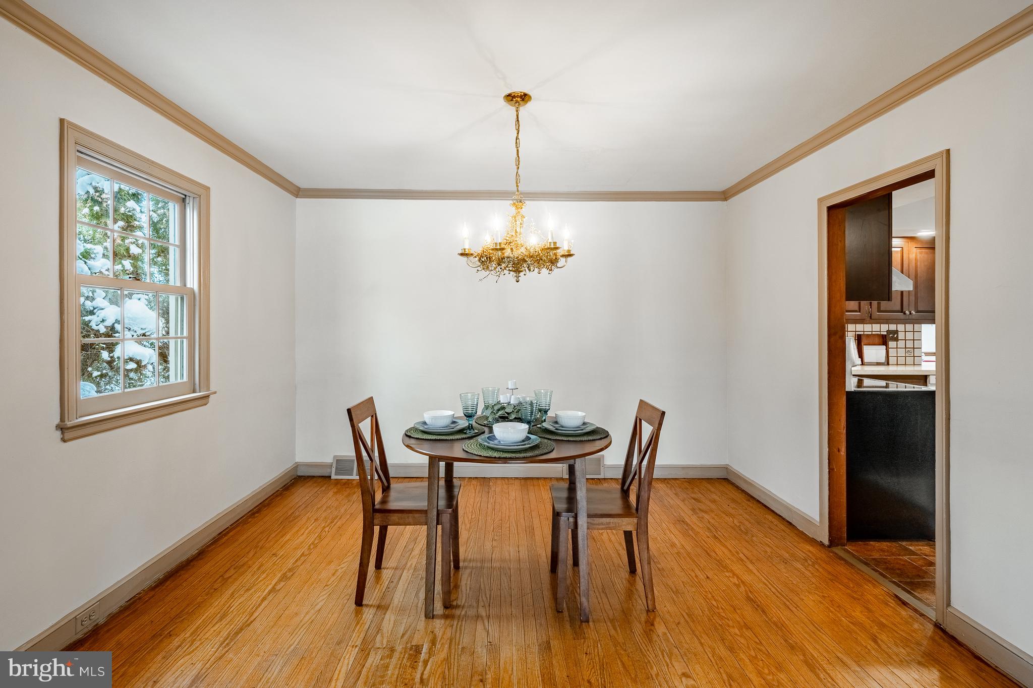 303 Greenhill Road Willow Grove, PA 19090 - Photo 6 of 36