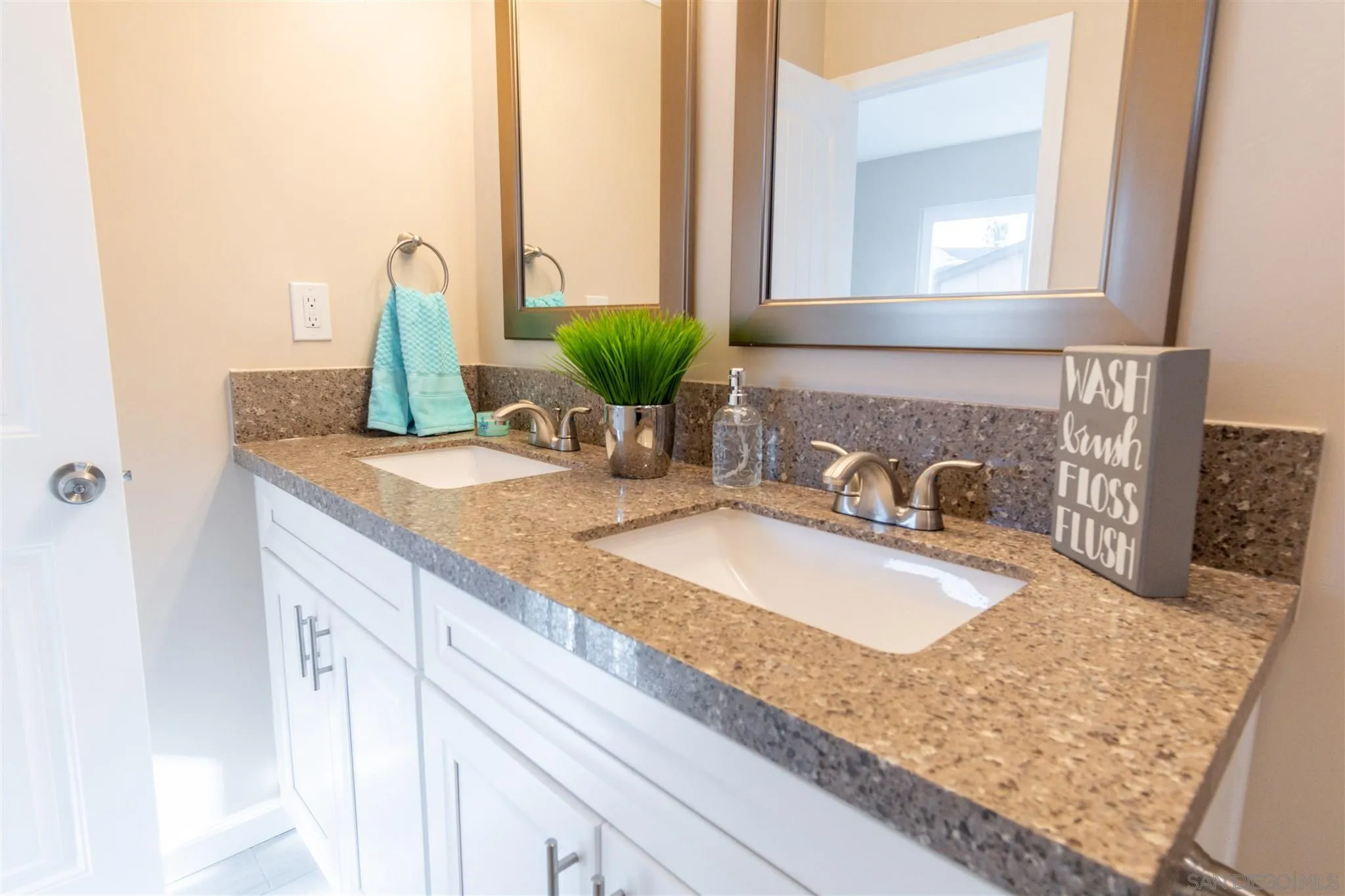 10040 Fieldcrest Street Spring Valley, CA 91977 - Photo 29 of 33 Gallery Image 29