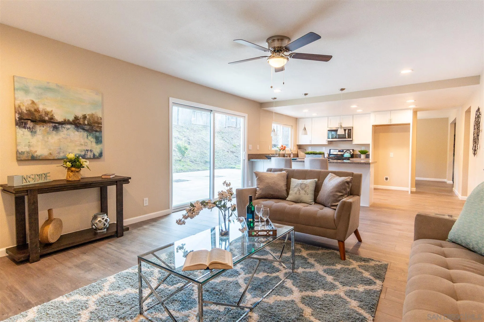 10040 Fieldcrest Street Spring Valley, CA 91977 - Photo 10 of 33 Gallery Image 10