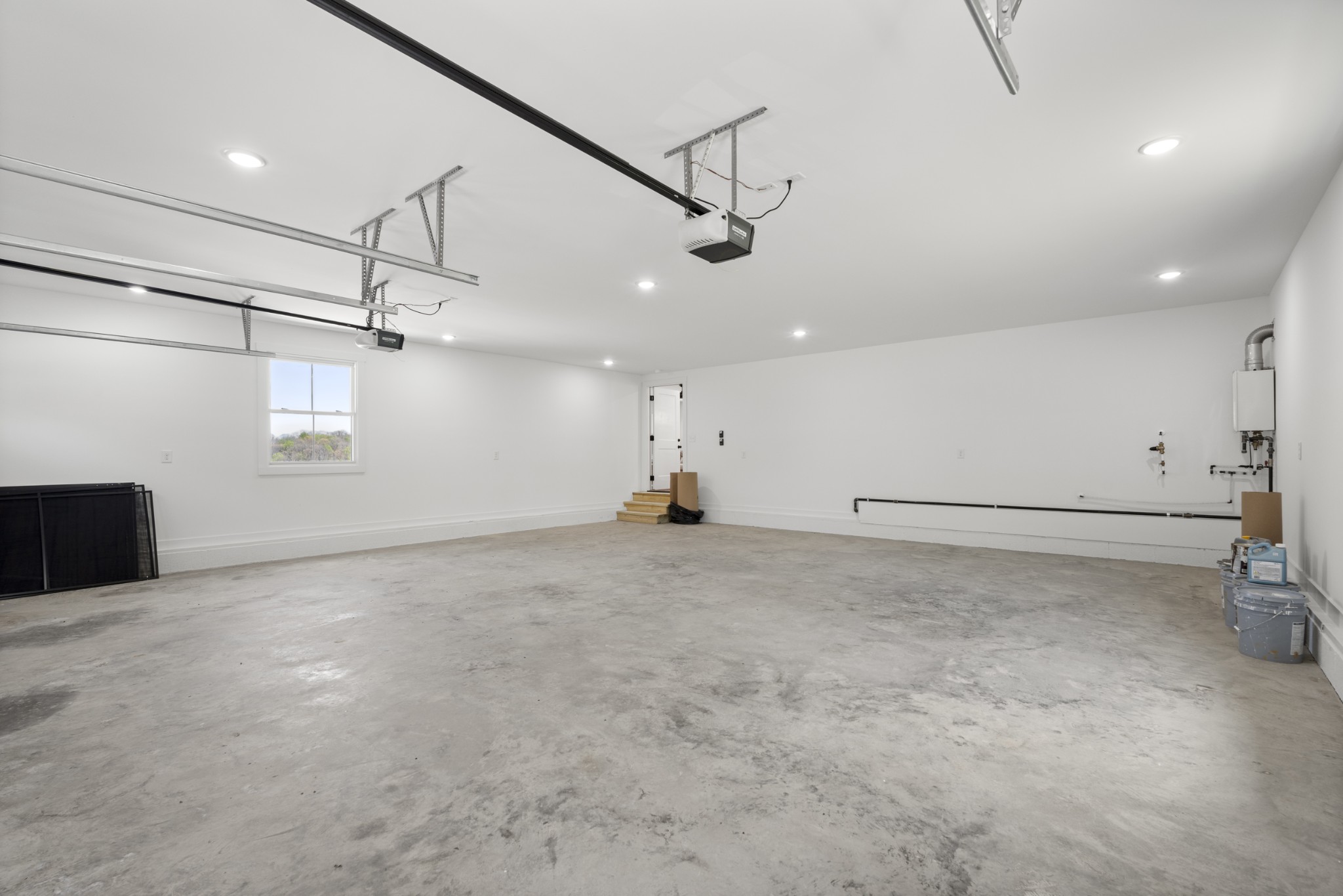 2210 Garners Creek Road Dickson, TN 37055 - Photo 27 of 67 a view of a garage