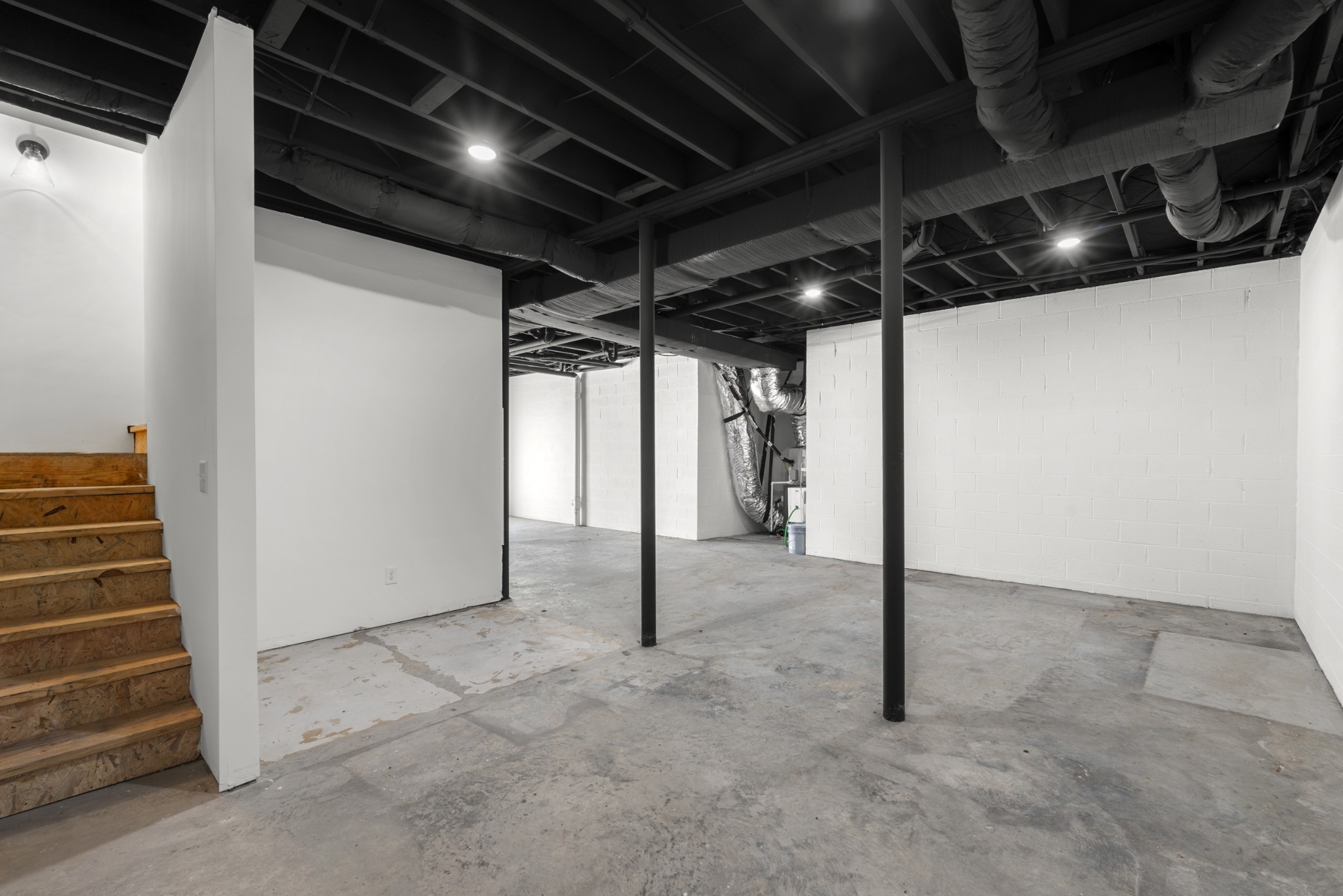 2210 Garners Creek Road Dickson, TN 37055 - Photo 41 of 67 a view of an empty room with wooden floor