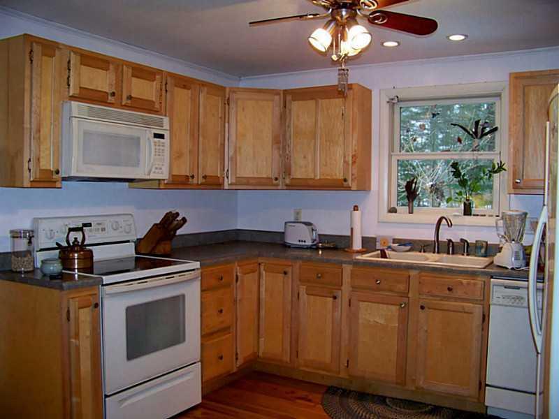 69 Pond Road Wayne, ME 04284 - Photo 7 of 31 Kitchen.